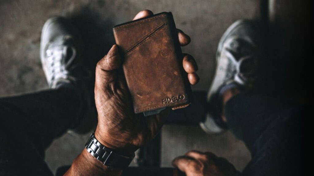 Fidelo Minimalist Wallet