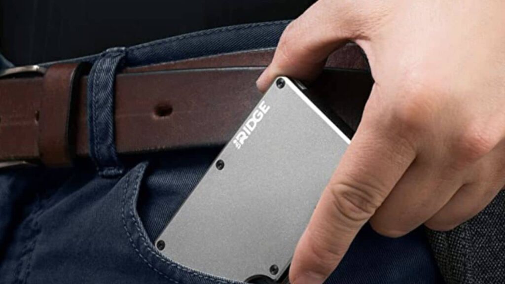 The Ridge Minimalist Slim Wallet For Men